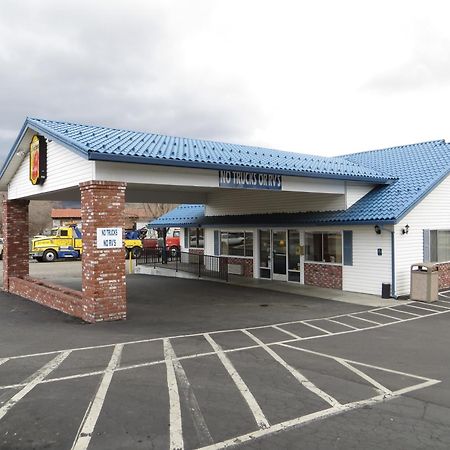 Super 8 By Wyndham Susanville Exterior foto